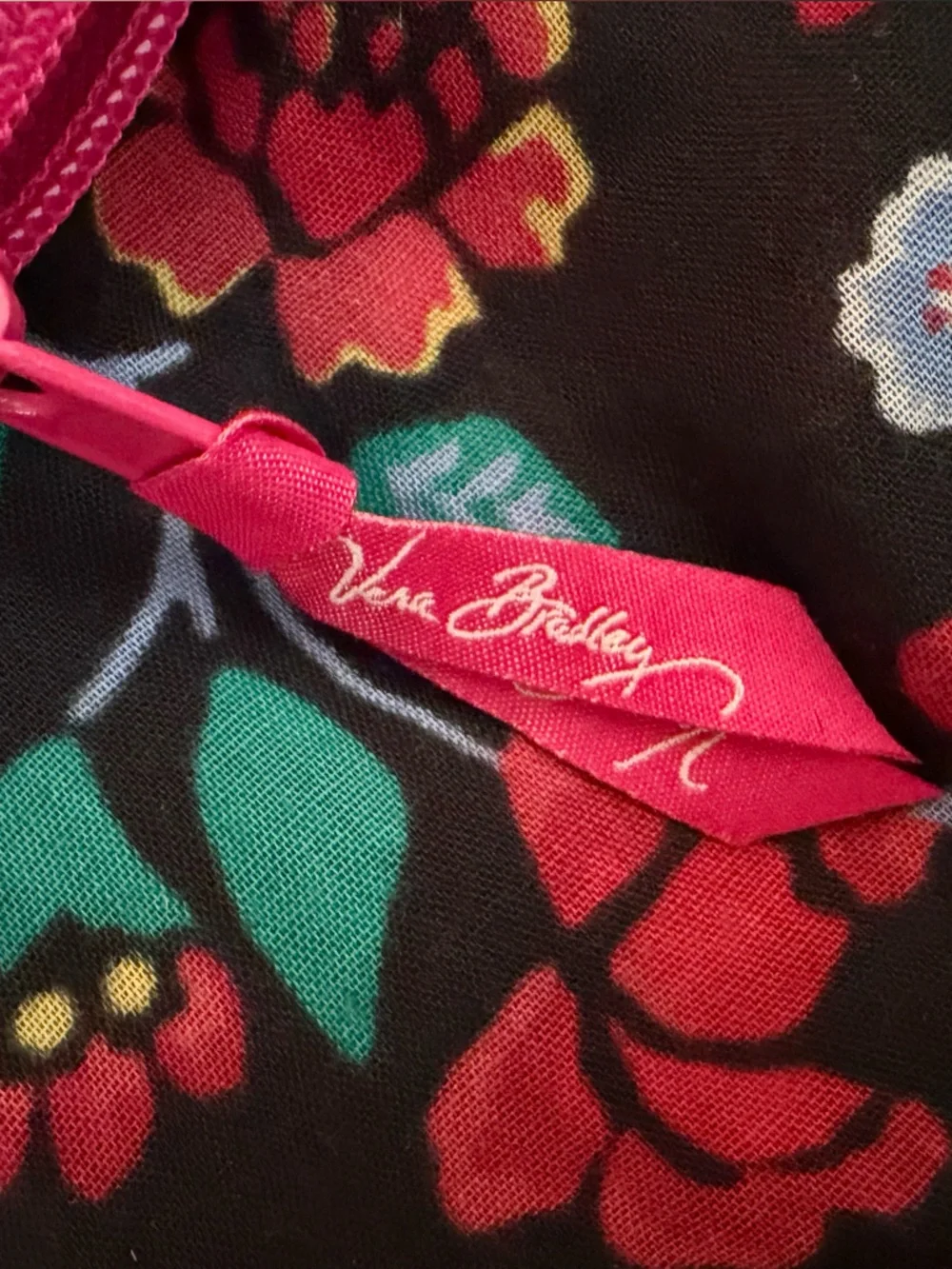 Vera Bradley Paisley Bright Pink Quilted Case for Laptop/Tablet